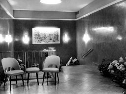 1954.11.11 Foyer_2